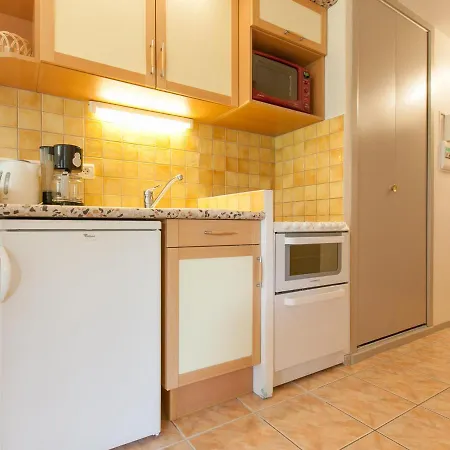 5/6 Pers Sur Les Pistes Avec Balcon, Wifi Et Equipements Modernes A Avoriaz - Fr-1-314-156 *